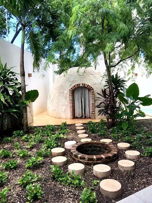 Near Beach+Jungle Views. King Bed+220 Megs+2 Bikes Tulum Apartamento